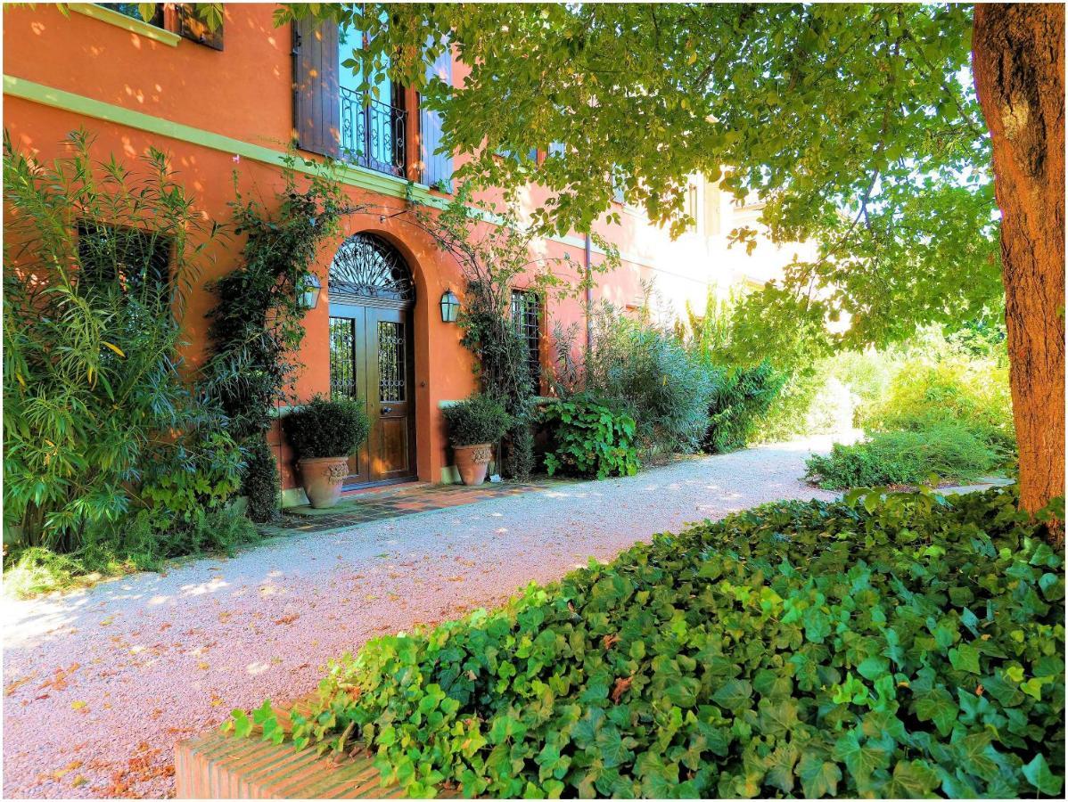 Villa Contessa Massari Ferrara Exterior photo